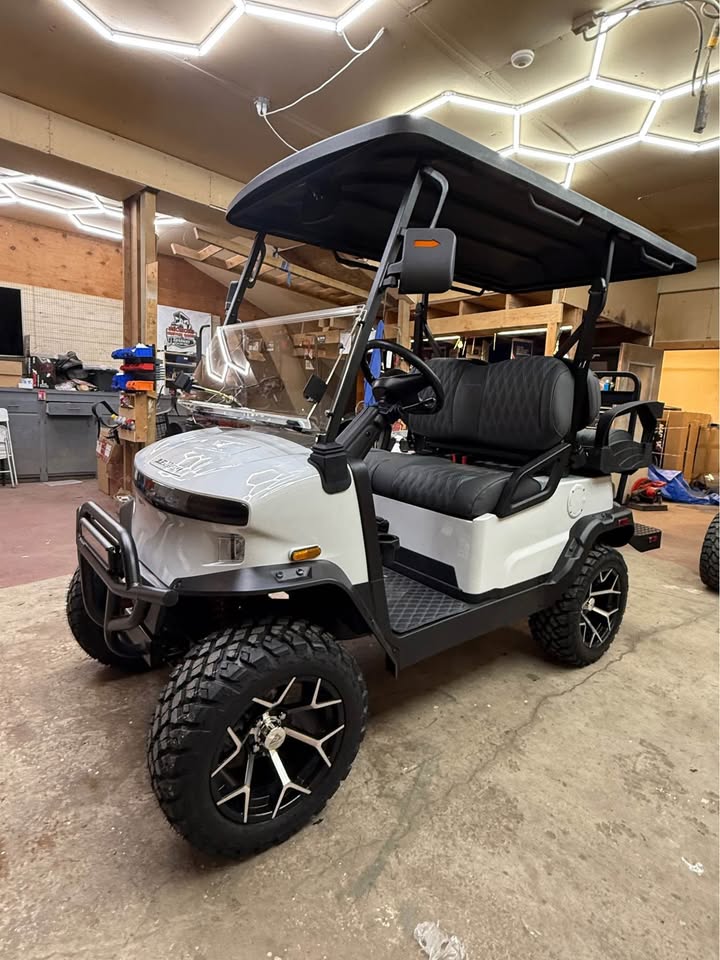 Denago Nomad XL Lithium Golf Cart New