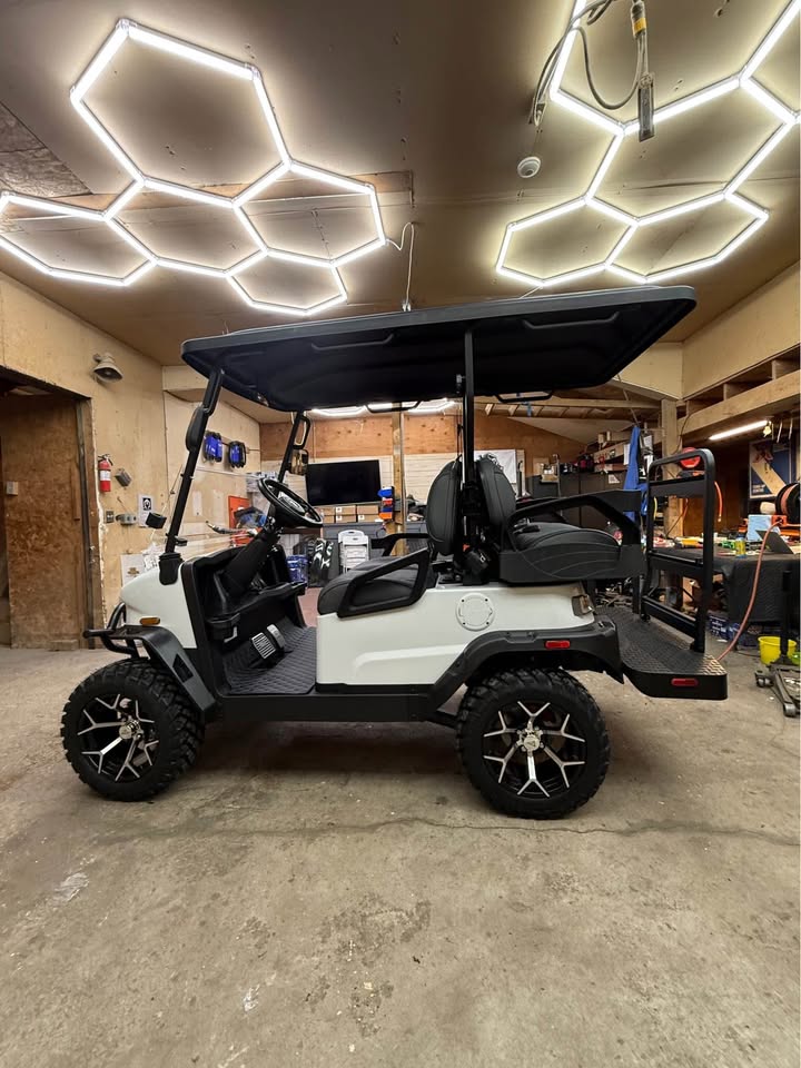 Denago Nomad XL Lithium Golf Cart New