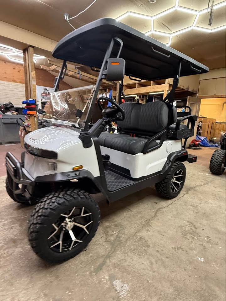 Denago Nomad XL Lithium Golf Cart New