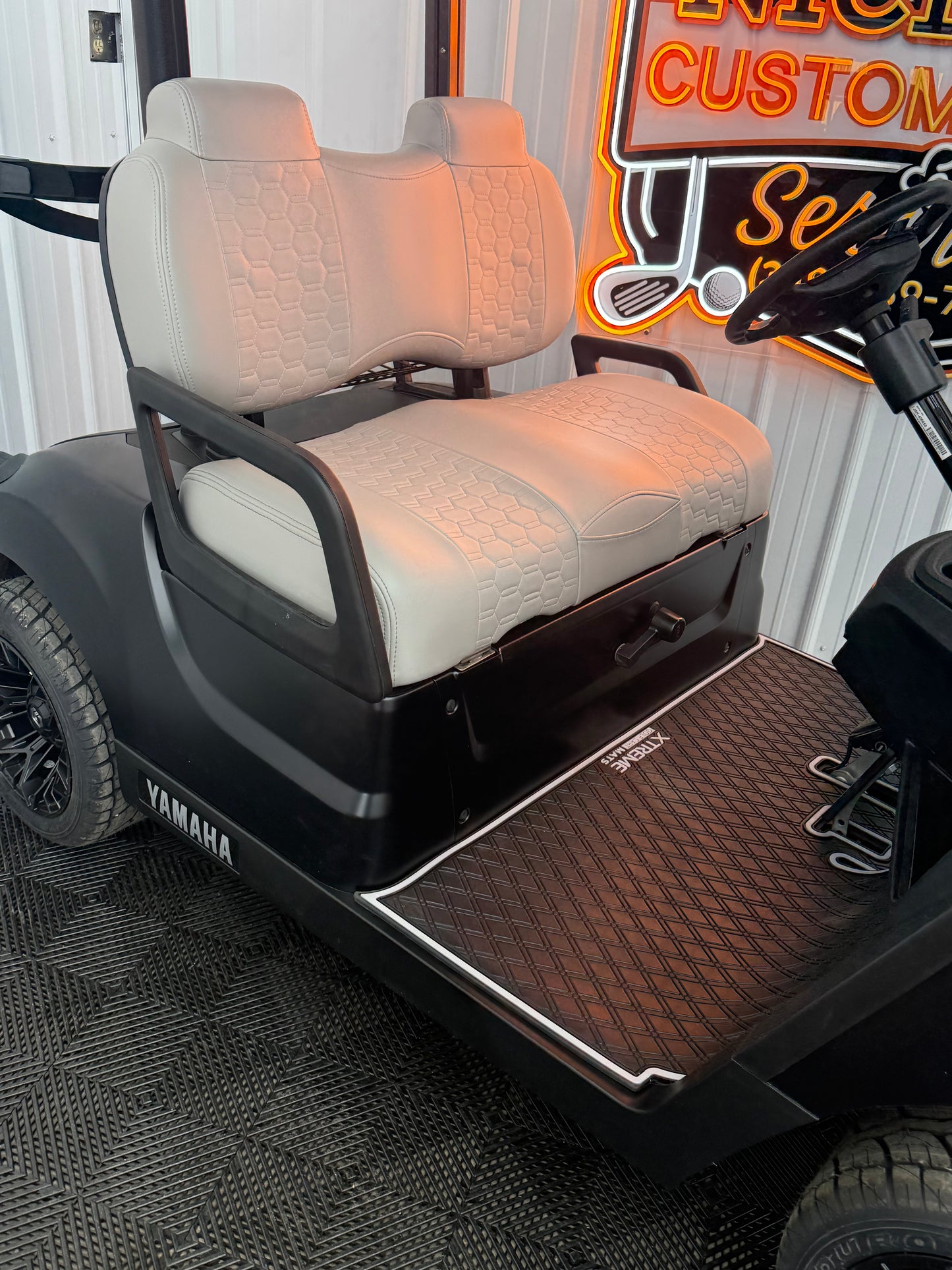 Yamaha Gas EFI 2022 Matte Black(Luxury Seat & Street Legal Kit