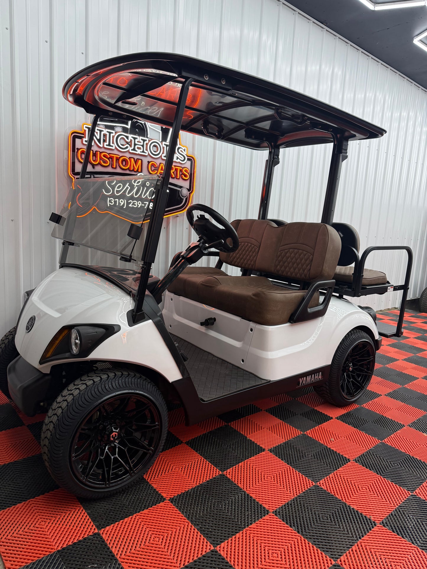 2022 Yamaha Gas EFI QT Pearl White(Luxury Seat & Street Legal Kit) 4 Passenger