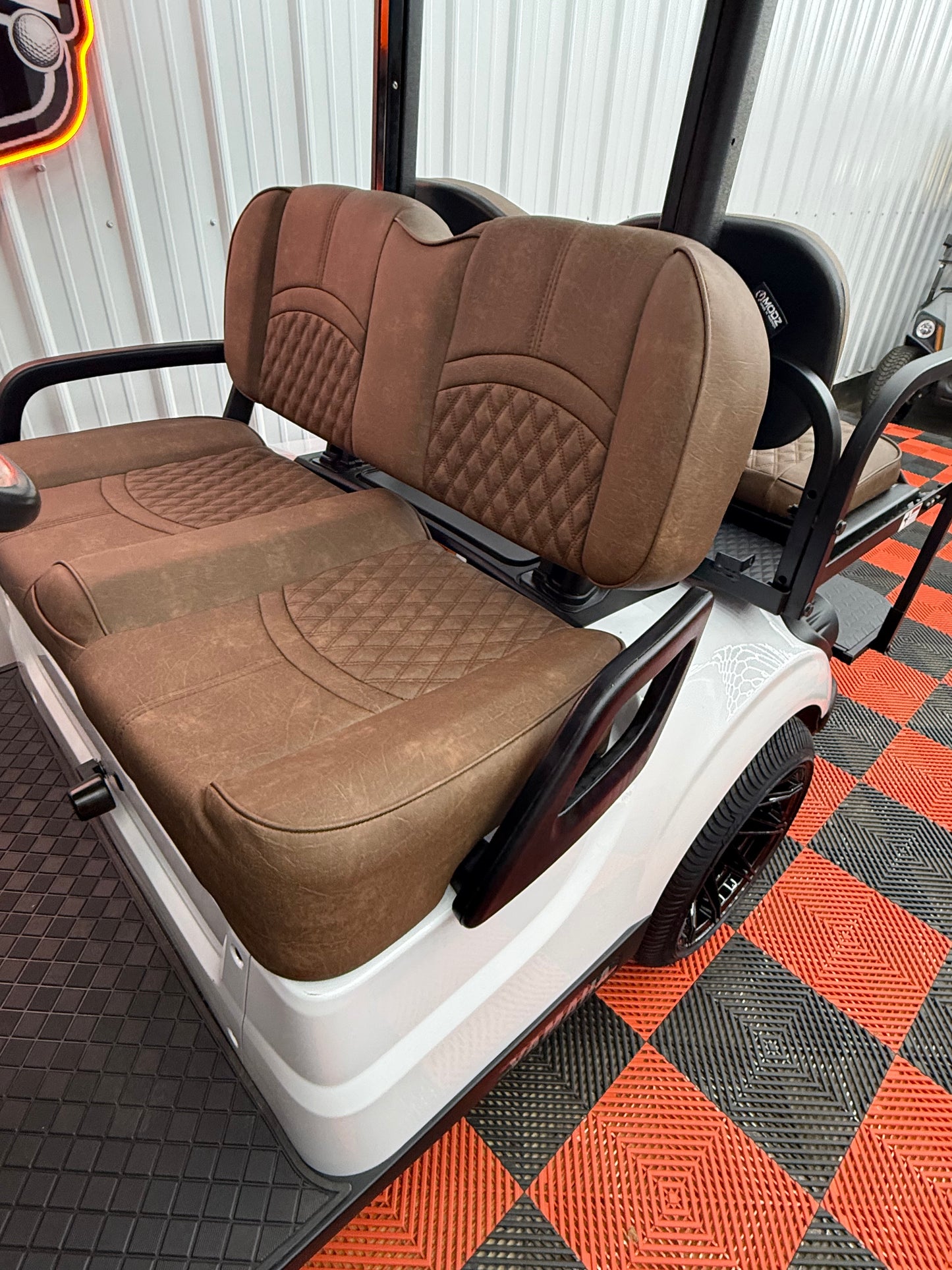 2022 Yamaha Gas EFI QT Pearl White(Luxury Seat & Street Legal Kit) 4 Passenger