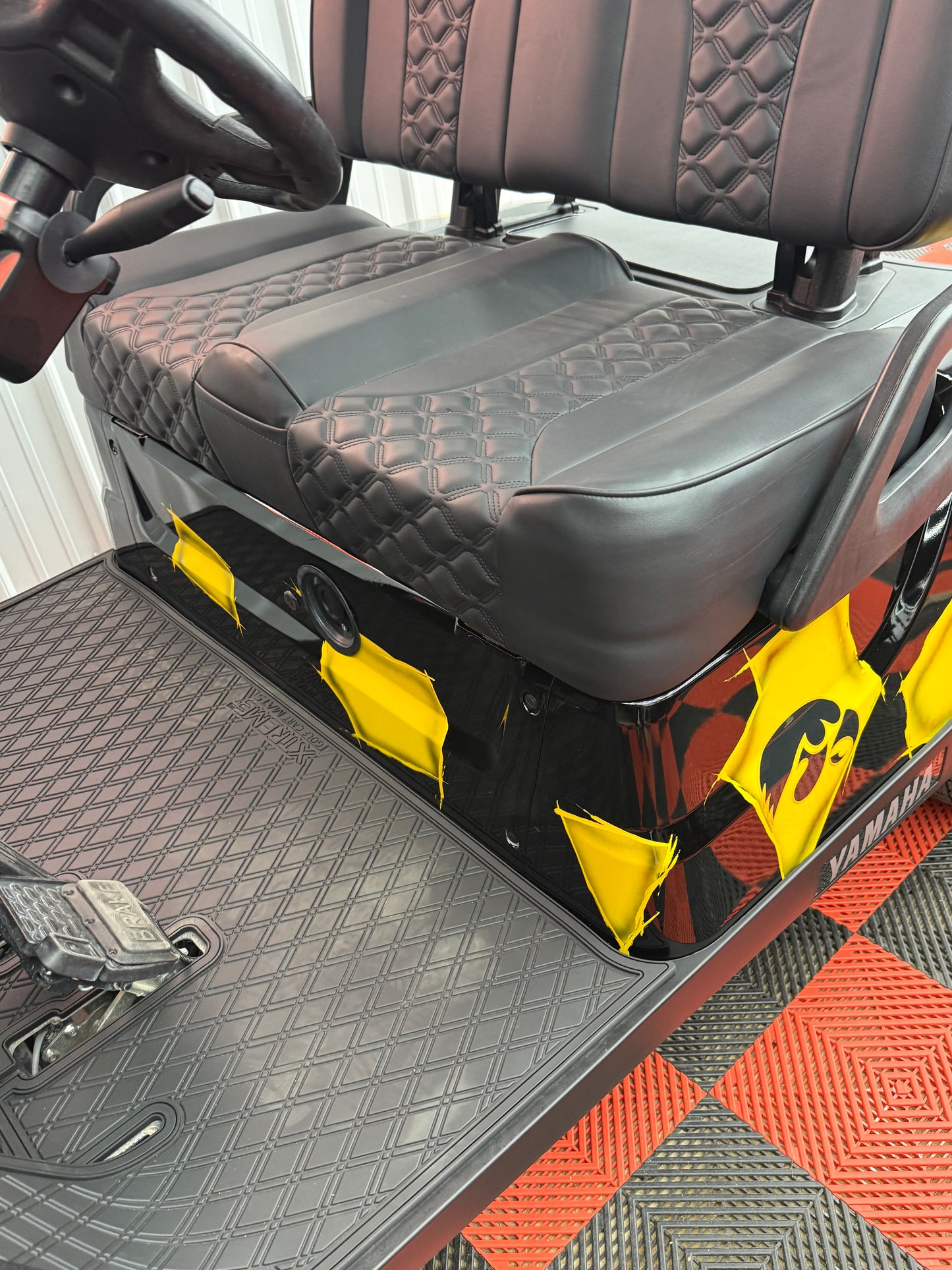 Yamaha AC Lithium Golf Cart(Hawkeye Edition) Street Legal Kit & Luxury