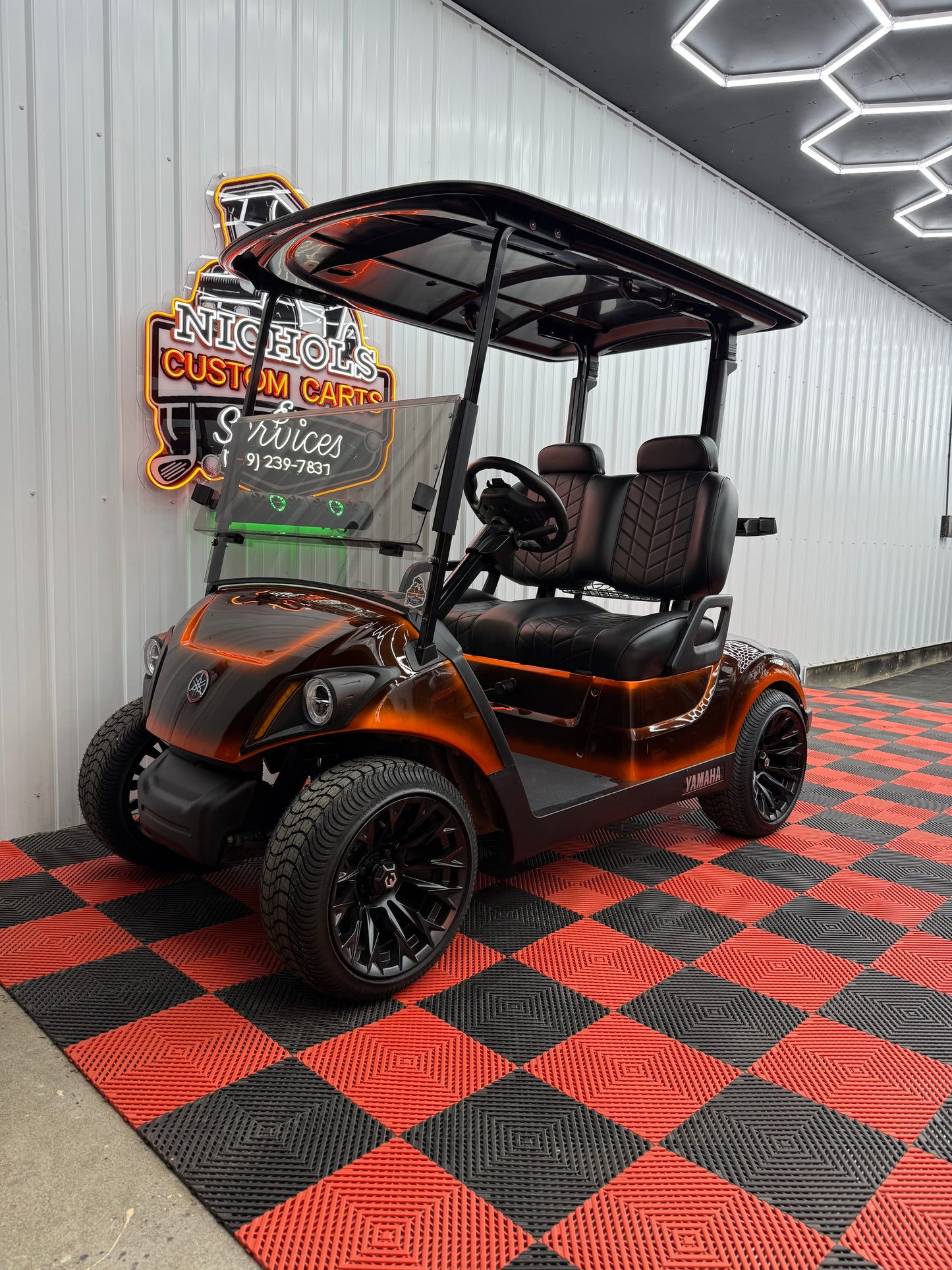 Yamaha Gas EFI QT(Black & White American Flag Edition) Luxury Seat & Street Legal Kit 2022