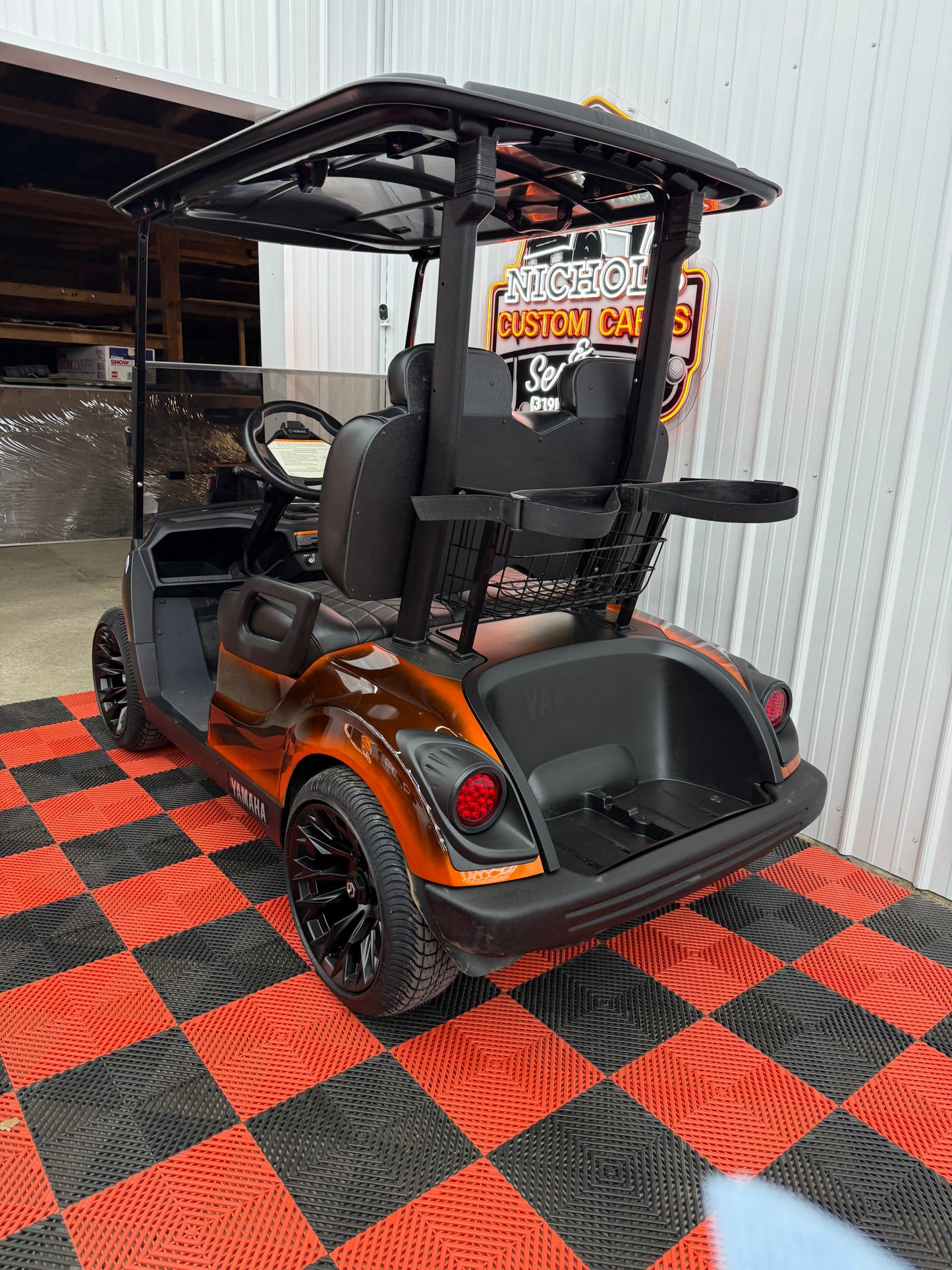 Yamaha Gas EFI QT(Black & White American Flag Edition) Luxury Seat & Street Legal Kit 2022