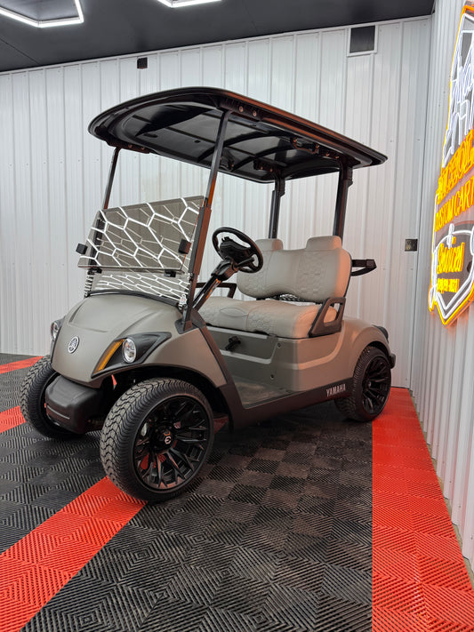 Yamaha Gas EFI (Matte Titan)Street Legal Kit & Luxury Seat