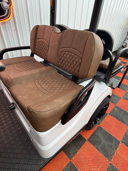 2022 Yamaha Gas EFI QT Pearl White(Luxury Seat & Street Legal Kit) 4 Passenger