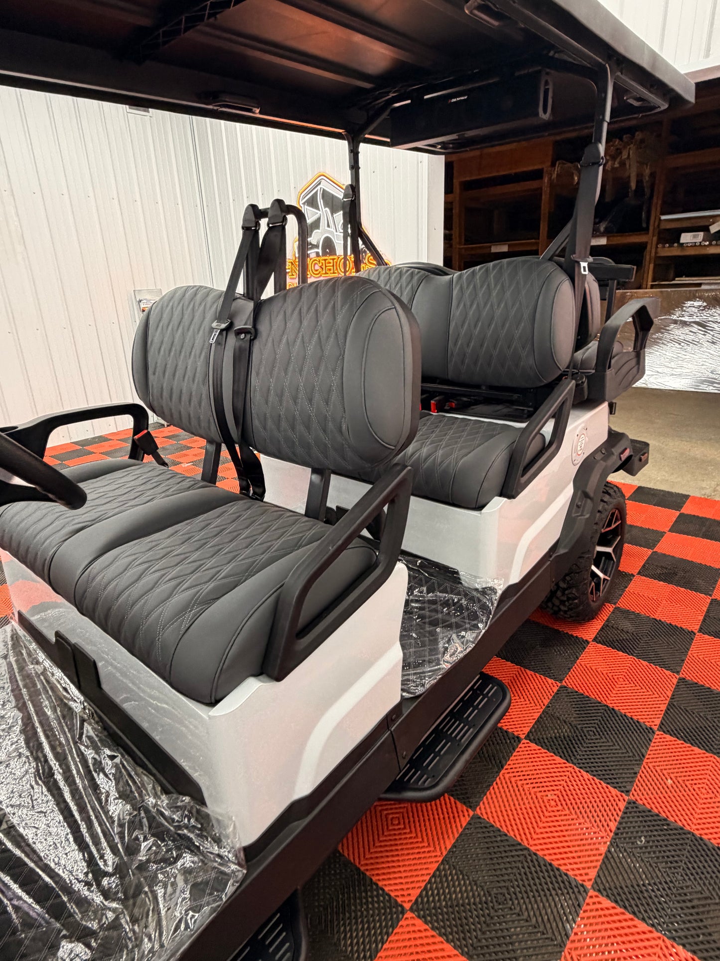 2025 Denago Rover XL6 Passenger Golf Cart Lithium White  (36 0% Financing Available)