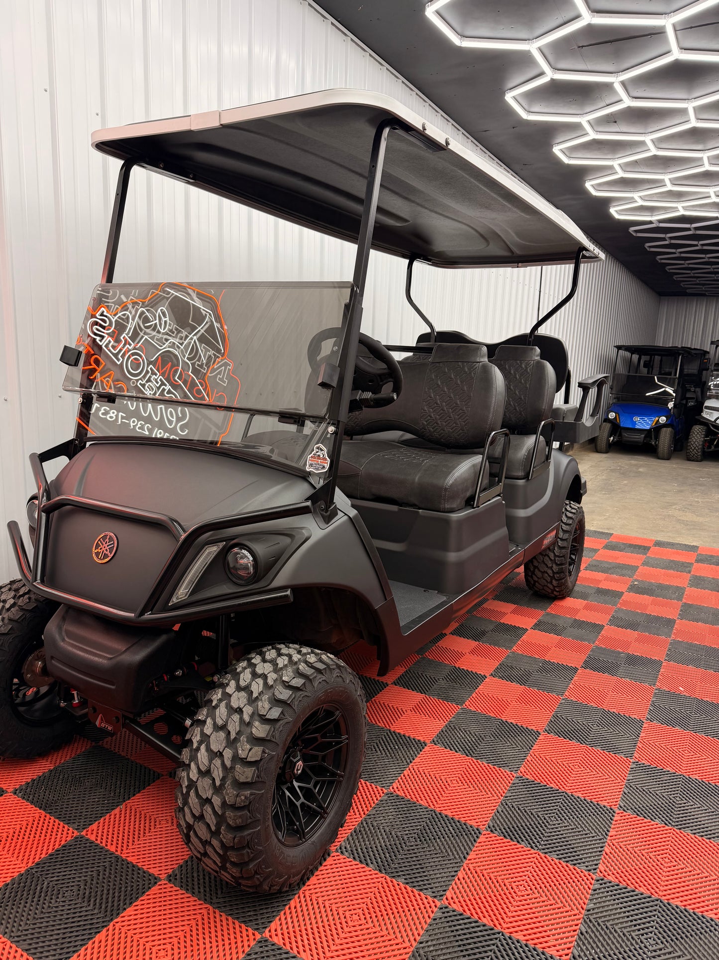 Yamaha Gas EFI QT PTV 6 Passenger