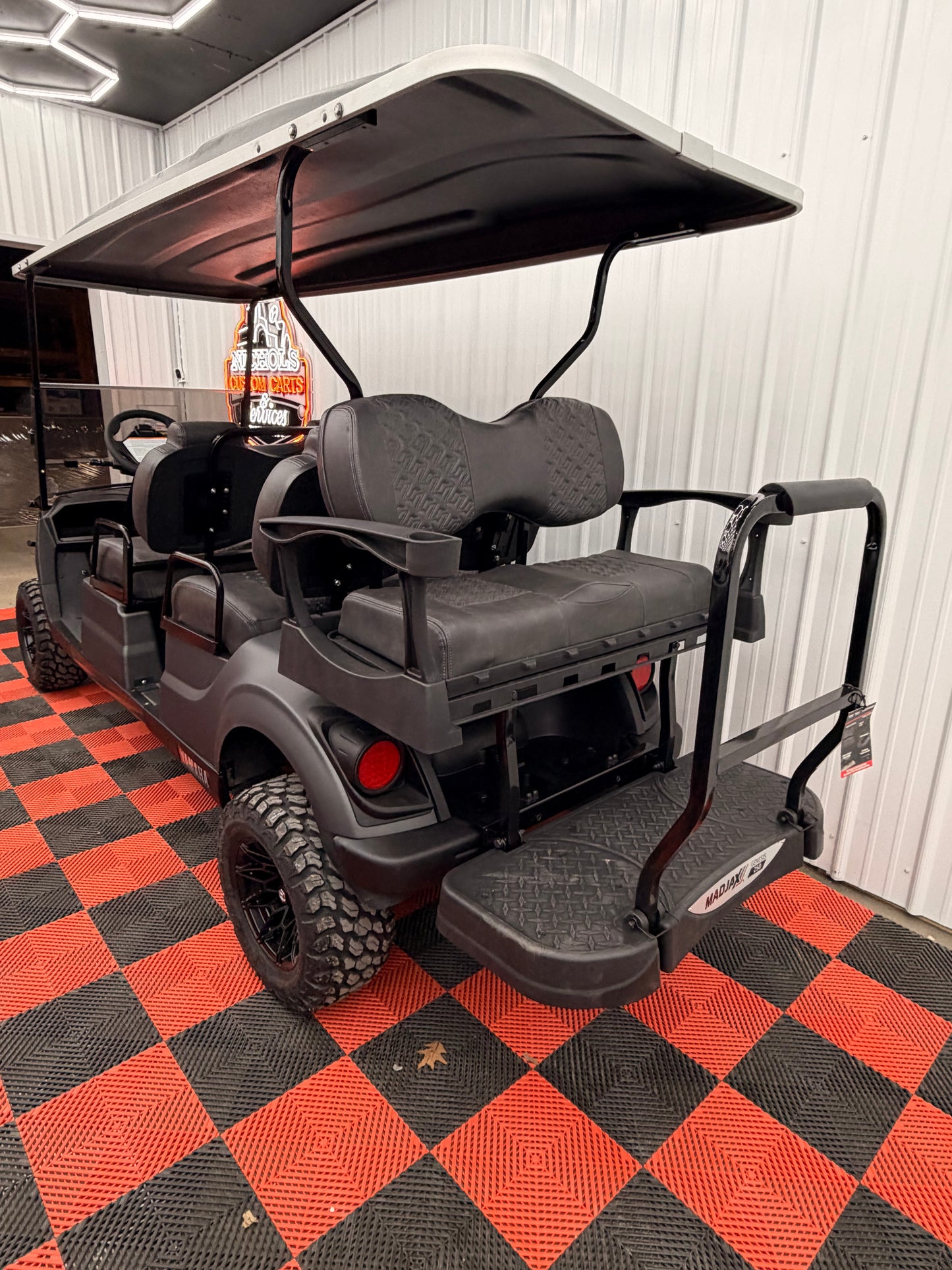 Yamaha Gas EFI QT PTV 6 Passenger