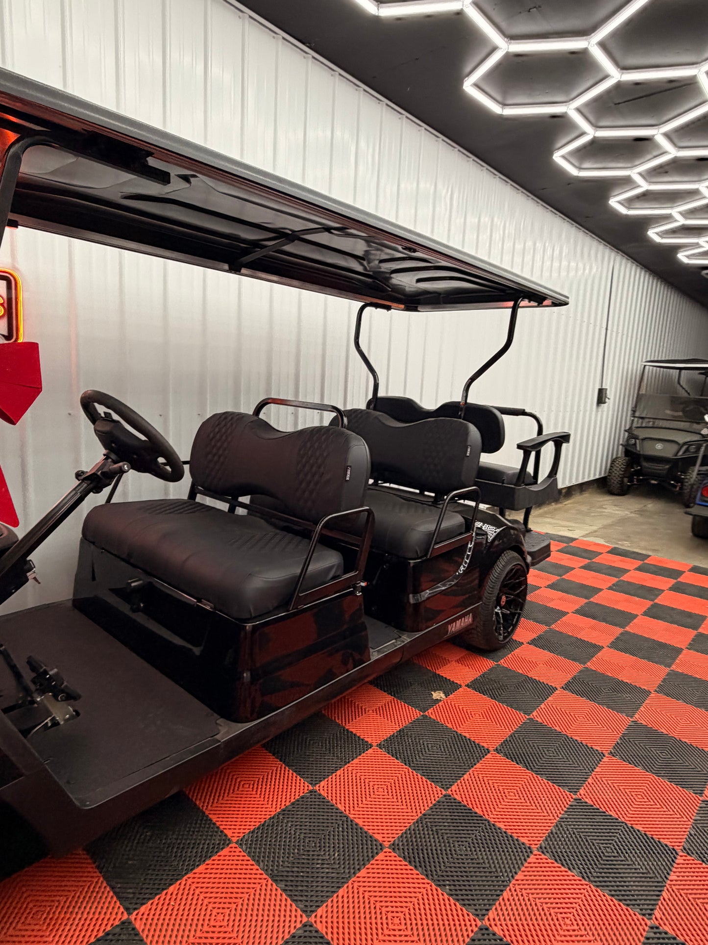 Yamaha Gas EFI QT PTV 6 Passenger Golf Cart