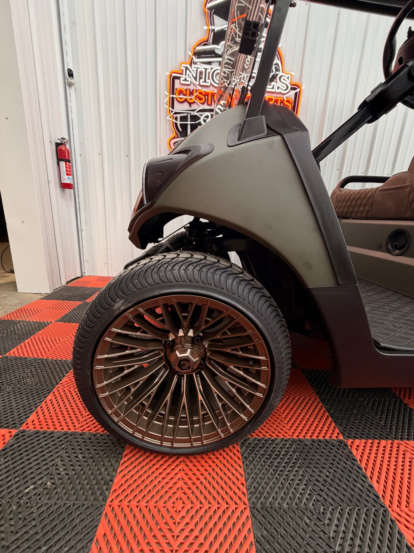 2022 Yamaha Gas EFI QT(4 Passenger, Luxury & Street Legal Kit)